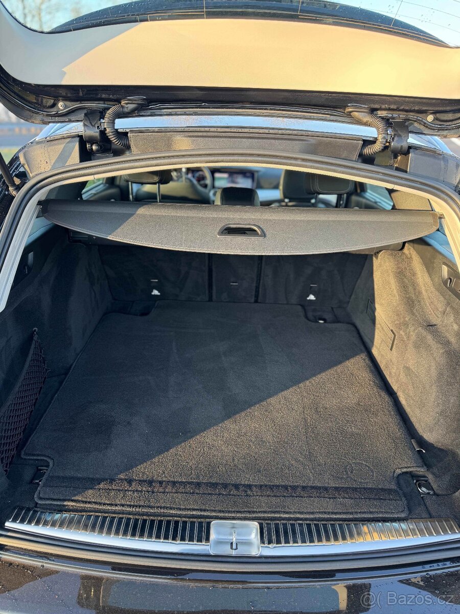 Mercedes - Benz E 220 D 4MATIC - 10