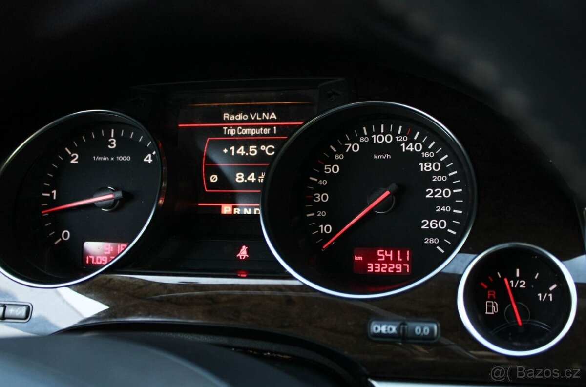 AUDI A8 4.2 V8 TDI QUATTRO TIPTRONIC - 10