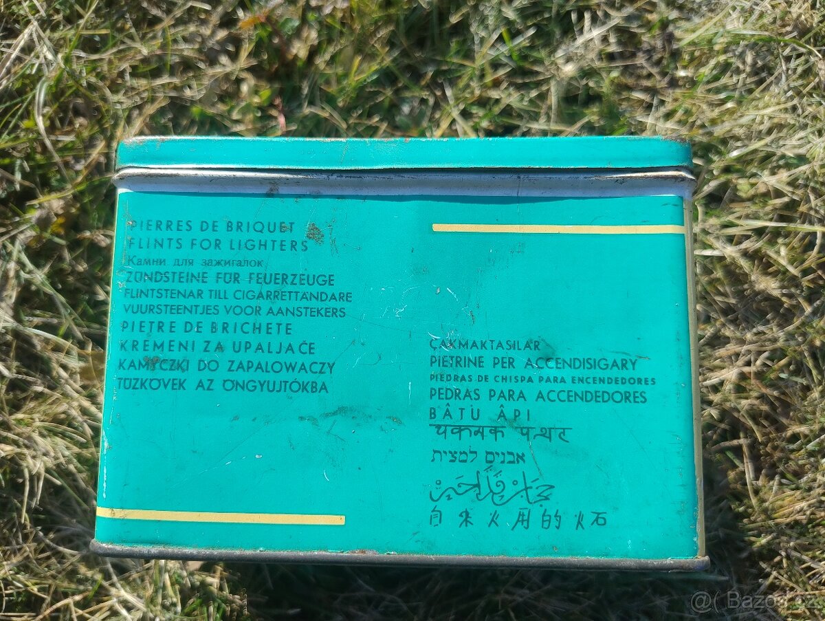 Staré plechové krabičky - 10