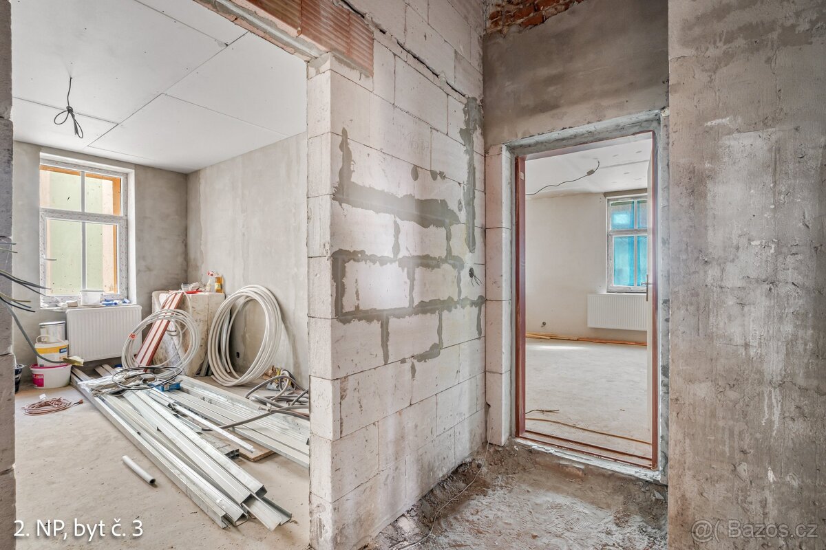 Prodej vícegeneračního domu 452 m², Osek, ev.č. 00938 - 10