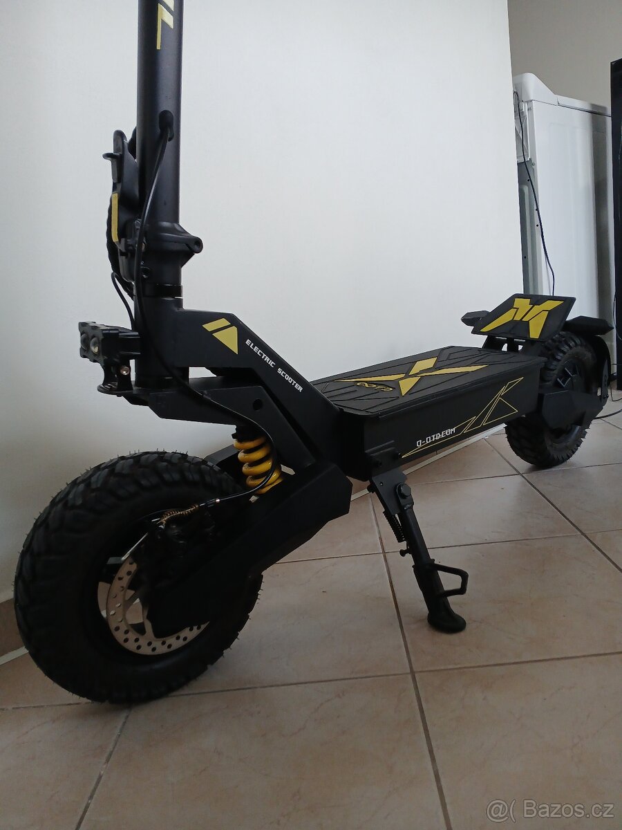 Elektrokoloběžka OOTD t10 - 10