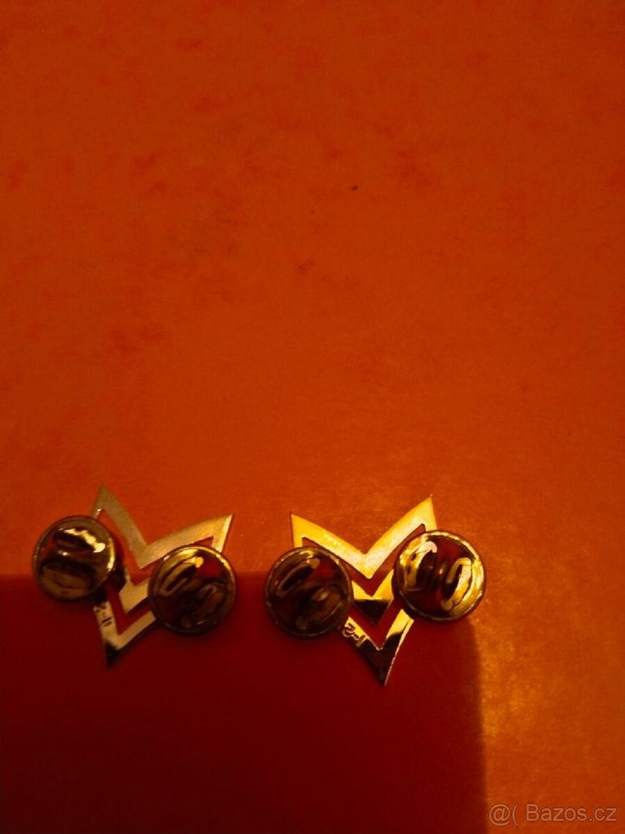 USA HODNOSTÍ ODZNAK SERGEANT - 10