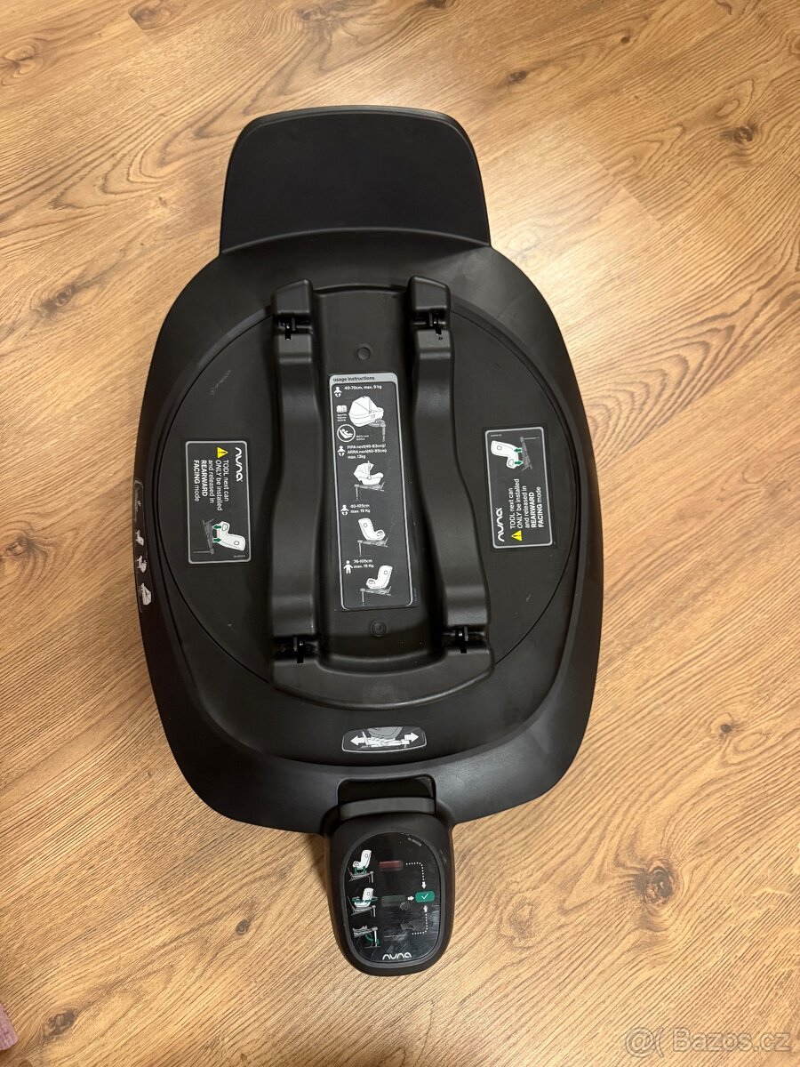 Otocna autosedacka Nuna told Next + baze - 10