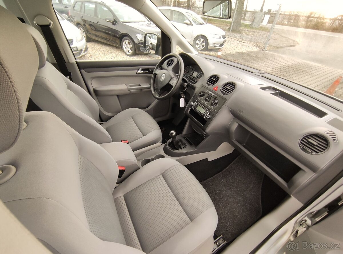 VW CADDY 1.9 TDi 77KW,LIFE,KLIMA,ZÁVĚS,CD,VYHŘ. ZRCÁTKA - 10