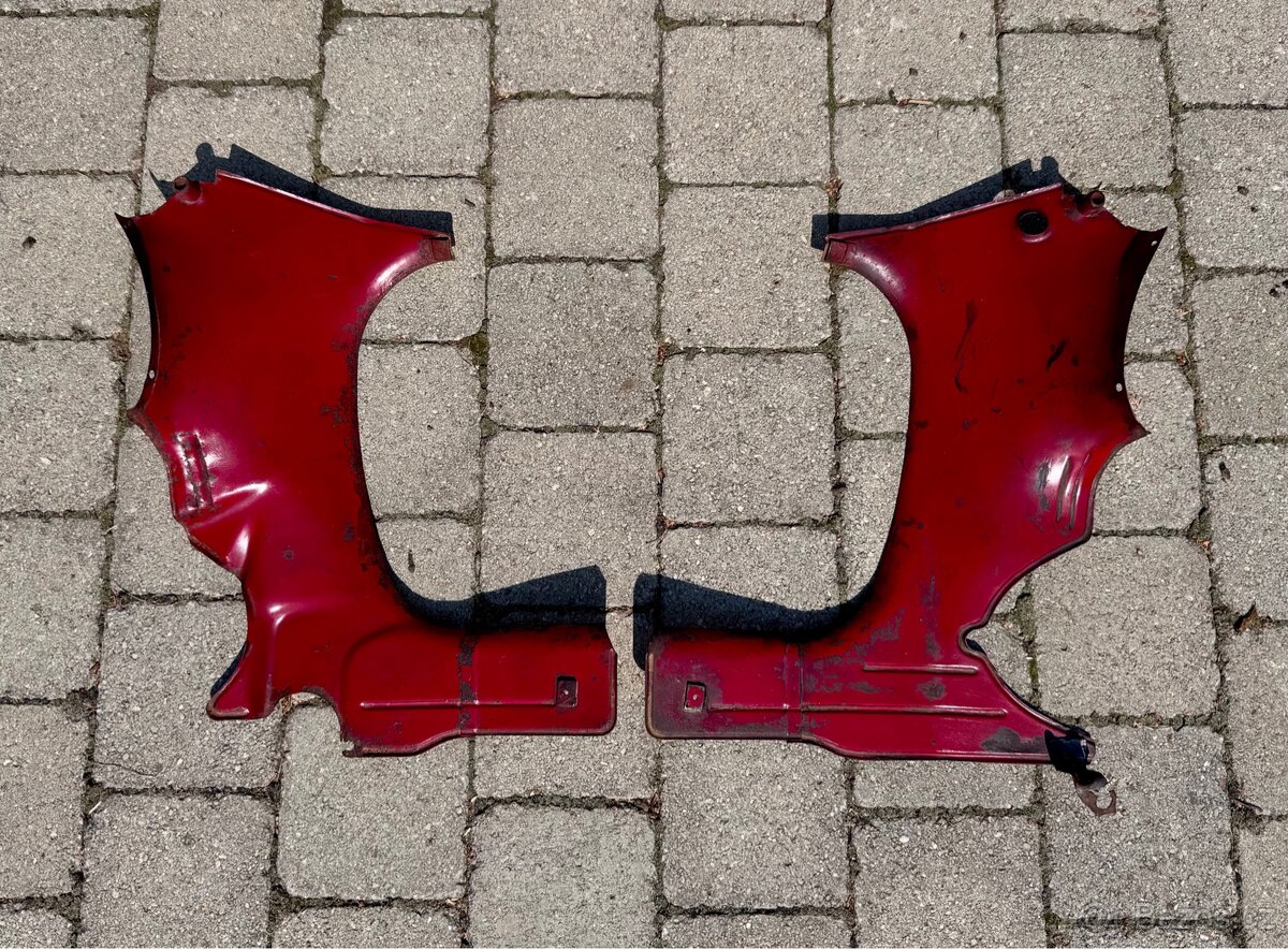 Jawa ČZ 125 175 - podsedlové plechy žábry - 10