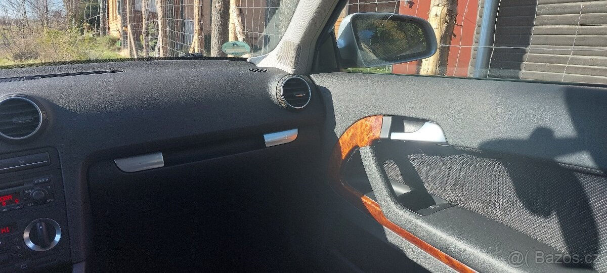 Audi A3, 1.6 benzín, 75kw - 10