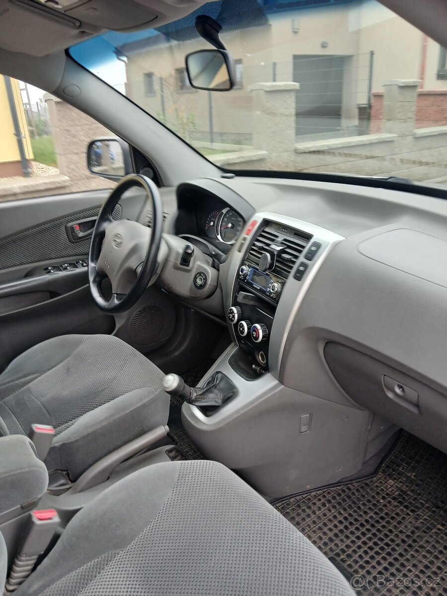 Hyundai tucson 2006 - 10