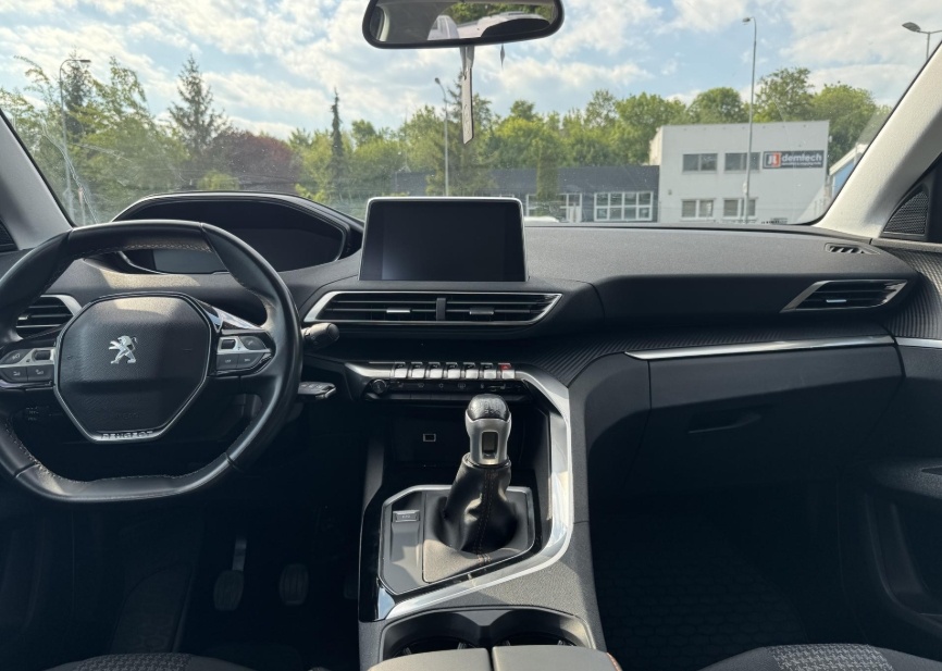 5008 ACTIVE 1.2 PureTech 130k MAN6 - 10