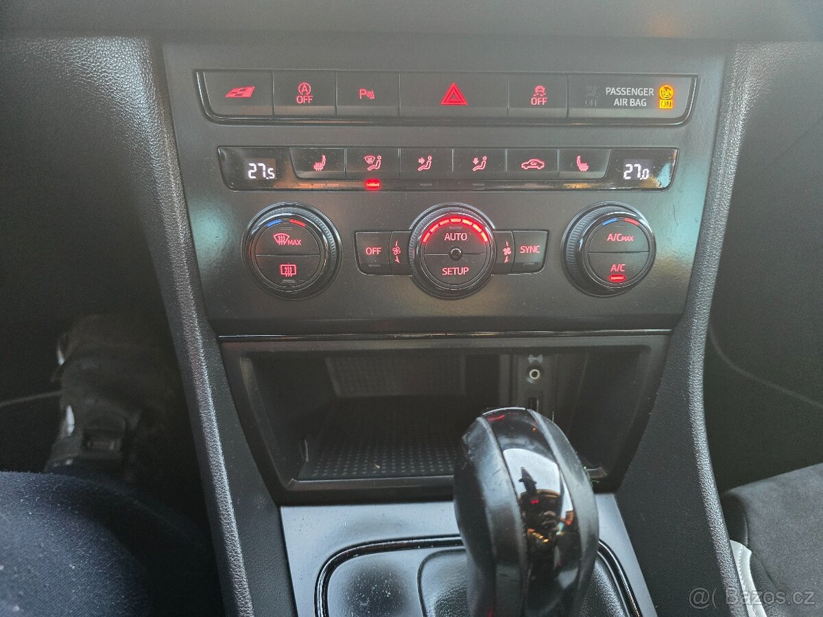 SEAT LEON CUPRA 290PS - 10