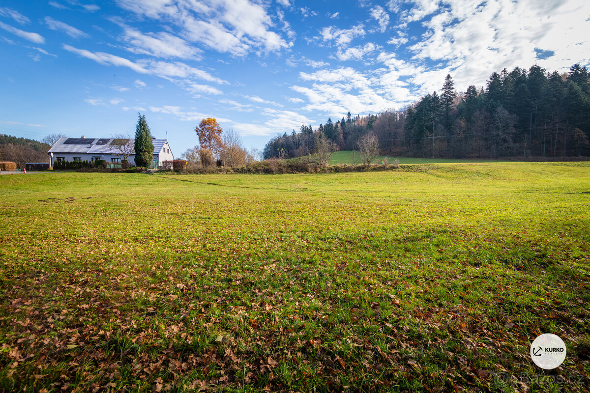 Stavební pozemek 1270 m2 v obci Janovice - 10