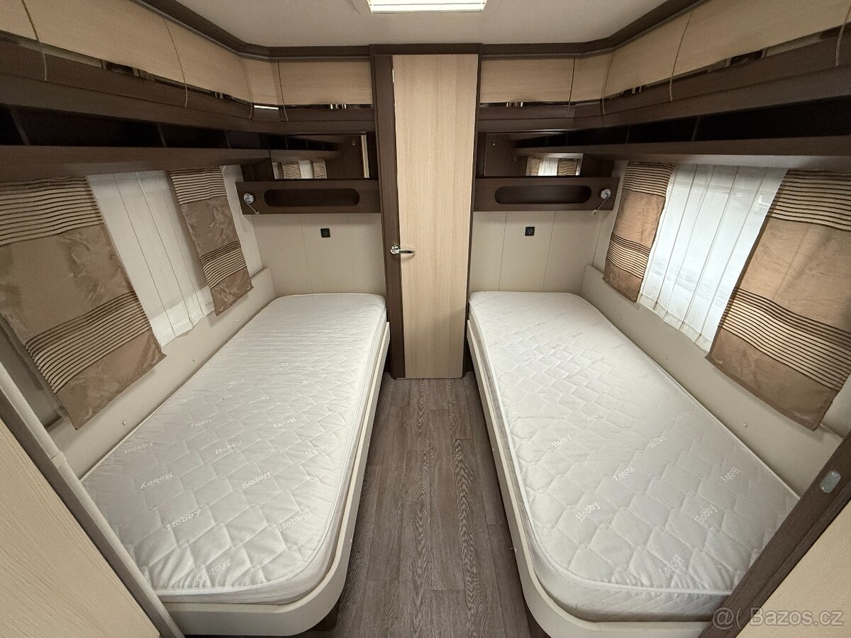 Karavan Hobby 560, klimatizace, držák kol - 10