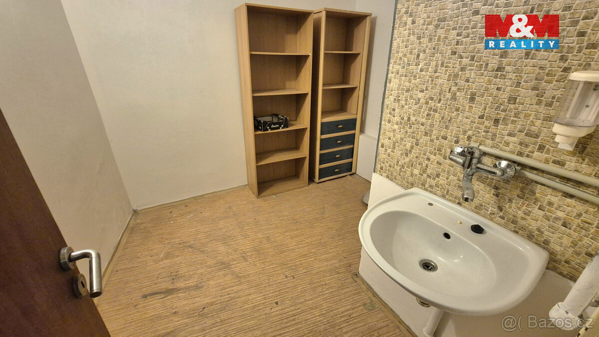 Pronájem obchodního prostoru, 157 m2, Kladno centrum - 10