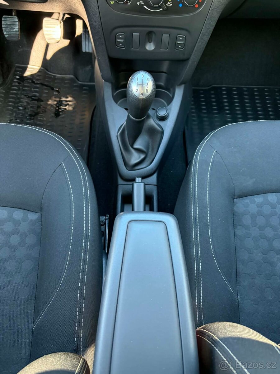 Dacia Logan MCV 1.5 dCi - 10