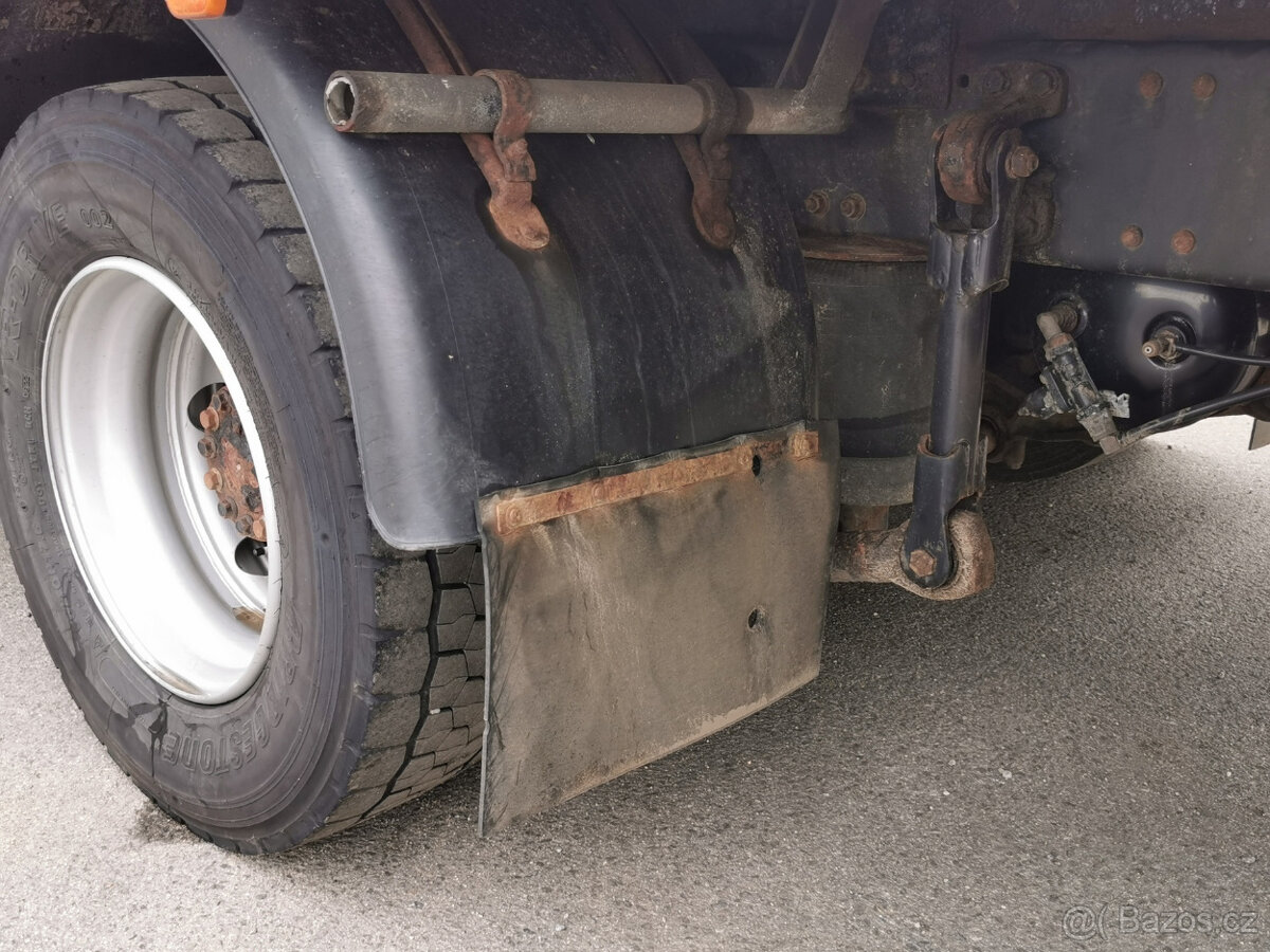 Prodám MAN LE 12.220 4X2 BL EURO 3 skříň s hydraulickým č. - 10