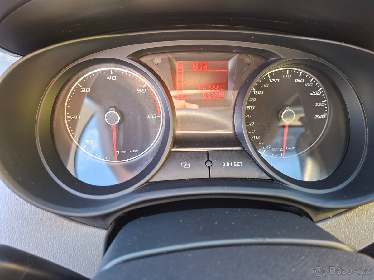 SEAT IBIZA COMBI 1.6TDI/77KW,RV:2012 - 10