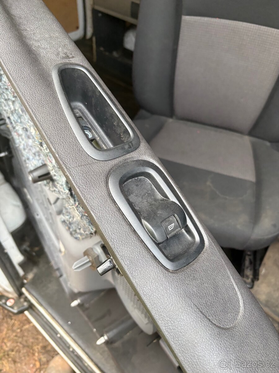 Autosedačka a Čelounění Ford transit custon - 10
