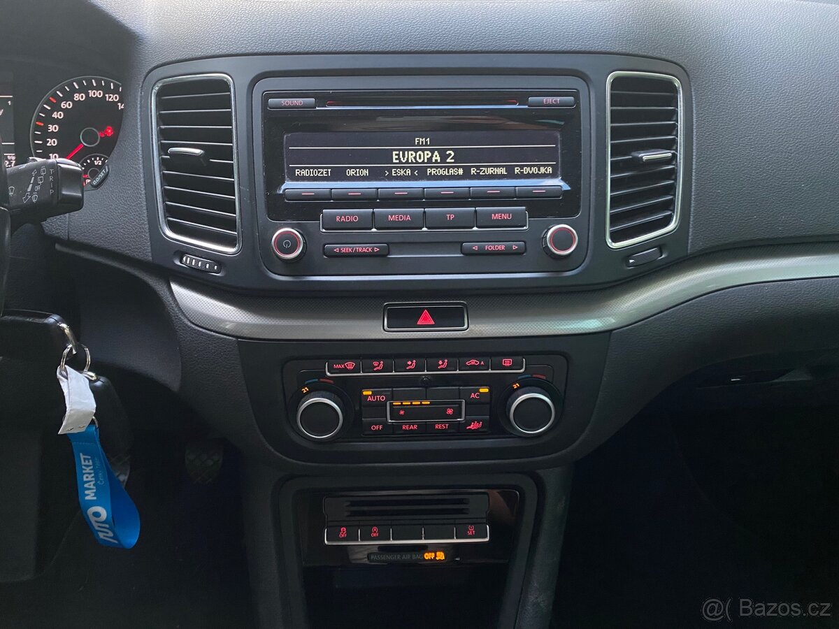 Volkswagen Sharan 2.0 TDi 103kw 7míst - 10