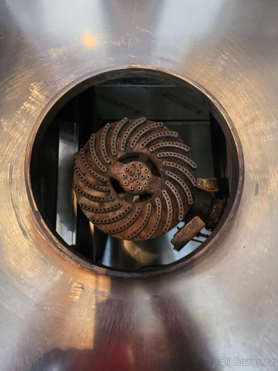 Sporák plynový se 3 hořáky WOK Casta - 10