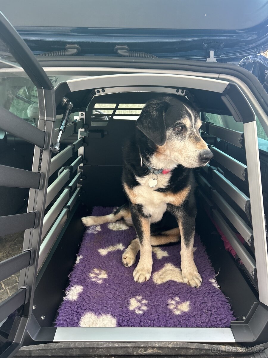 Klec pro psa do auta Thule Allax L - 10