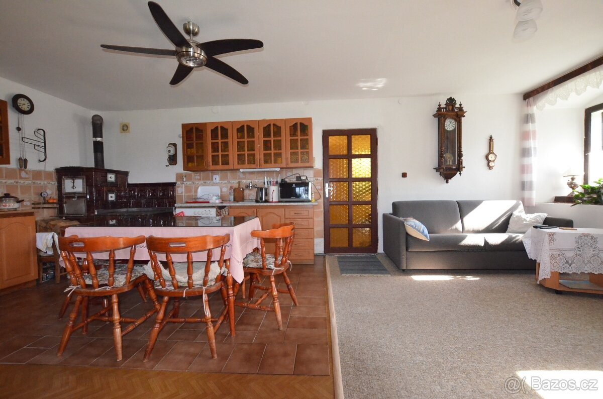 Prodej rodinného domu ve Vlčicích - 10