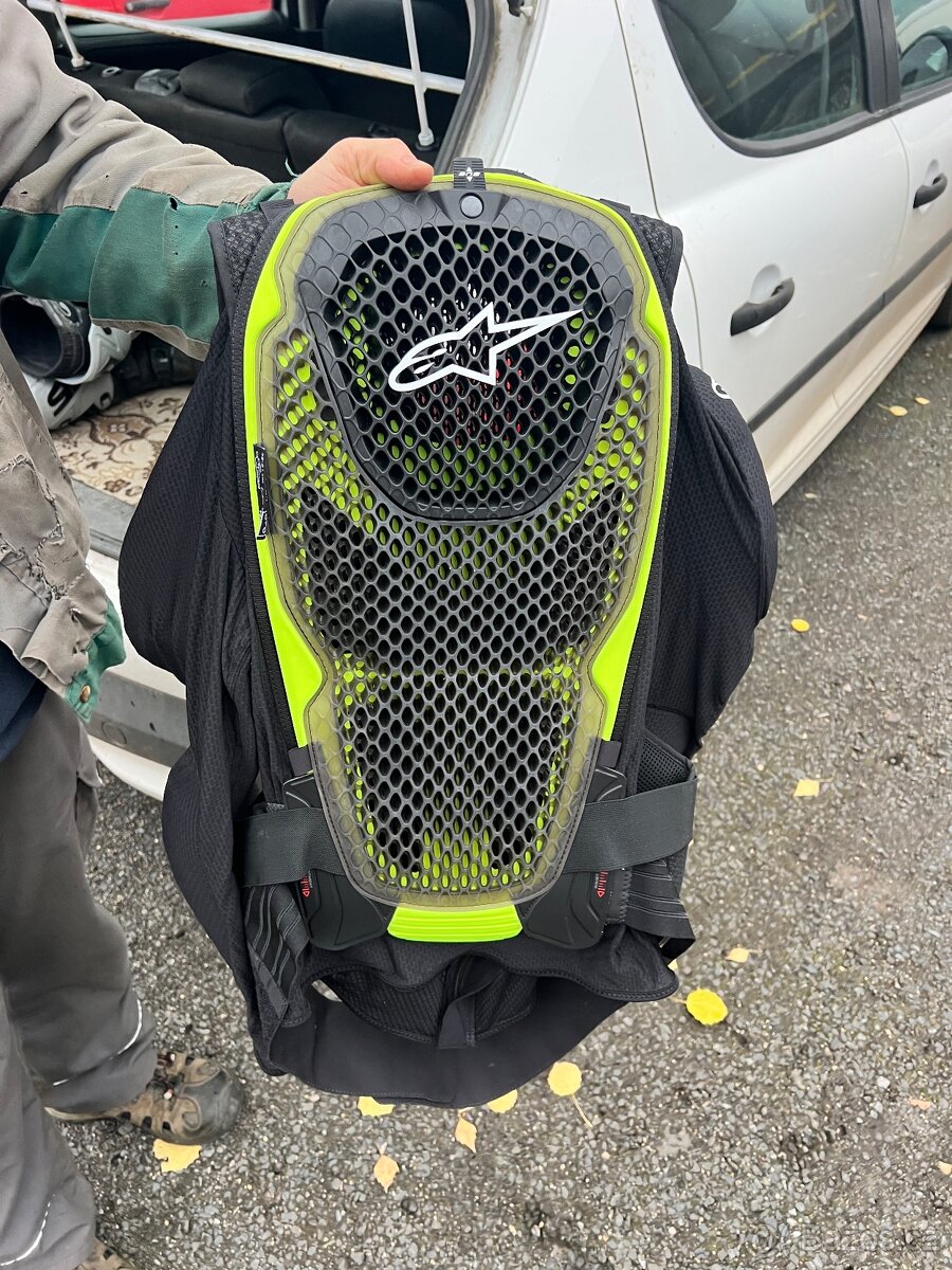 Helma, Boty, chrániče, vesta, kalhoty - 10