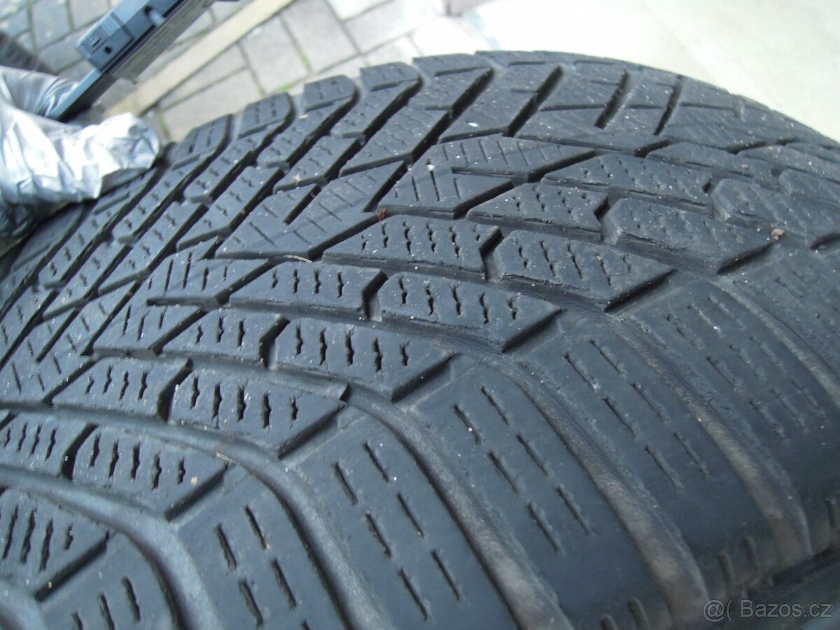 4ks Pneu zimní Pirelli Scorpion Winter2 255/40 R21 102V 2023 - 10