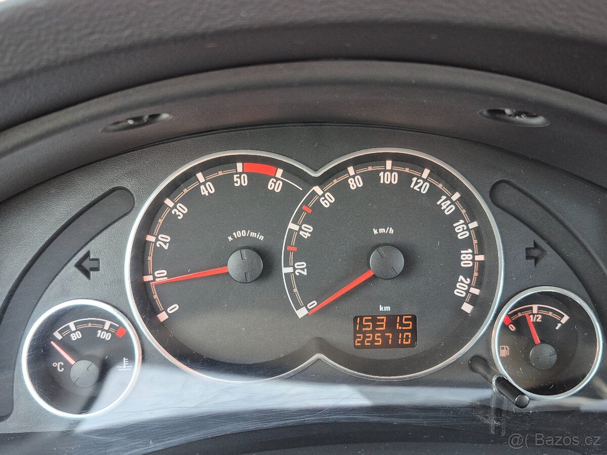 Opel Meriva 1,7 cdti 74 kw - 10