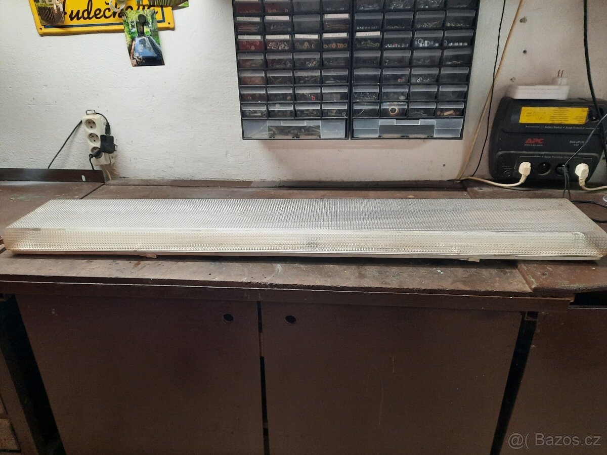 Usporné žárovky různé LED -GU 10/4.8 W 6 ks 190 kč, - 10