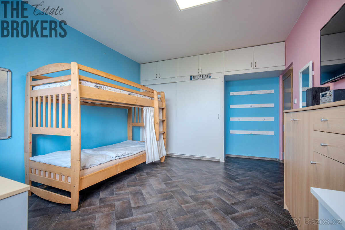 Prodej bytu 4+kk, 88 m2, lodžie, sklep, Vrchlabí - 10