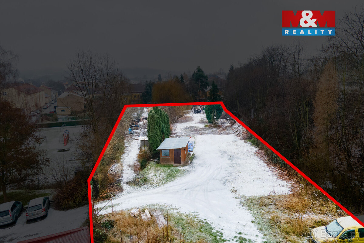 Pronájem venkovního parkování, 1000 m², ul. U Pošty - 10