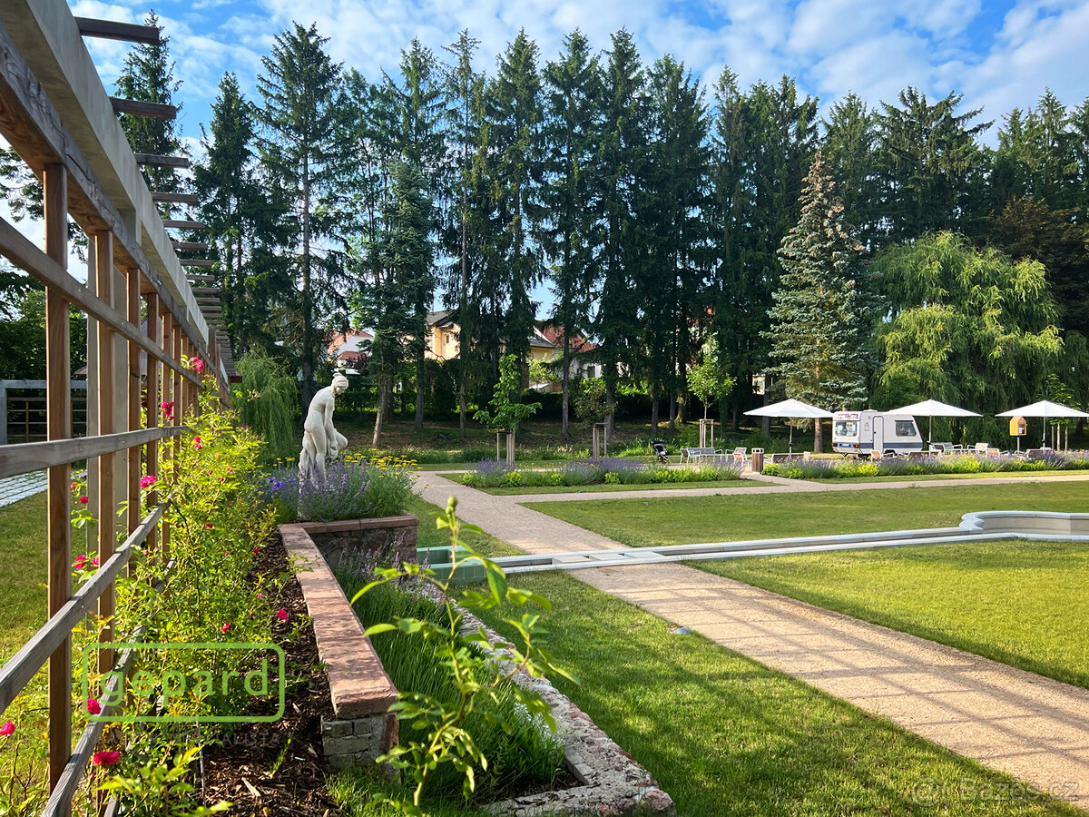 Pronájem bytu 2+k s balkonem, Slaný - 10