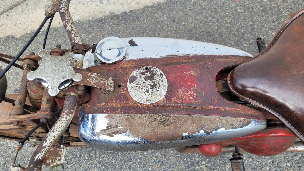 Jawa 250 Speciál - 10