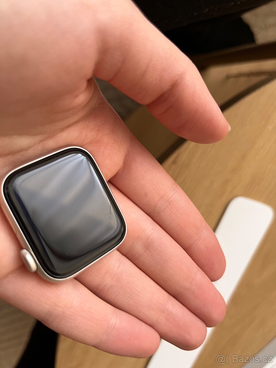 Apple Watch SE 40MM - 10