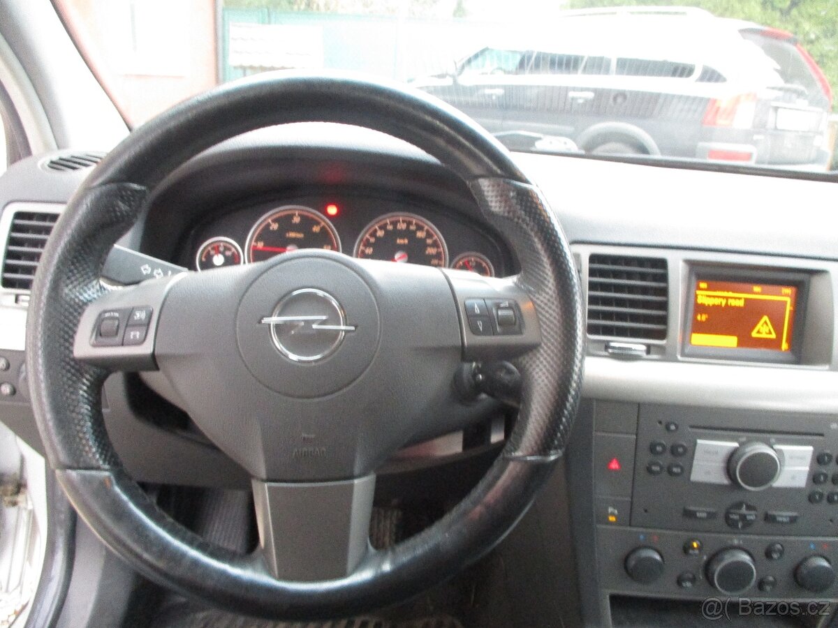 Opel Vectra 1.9 CDTi - 10