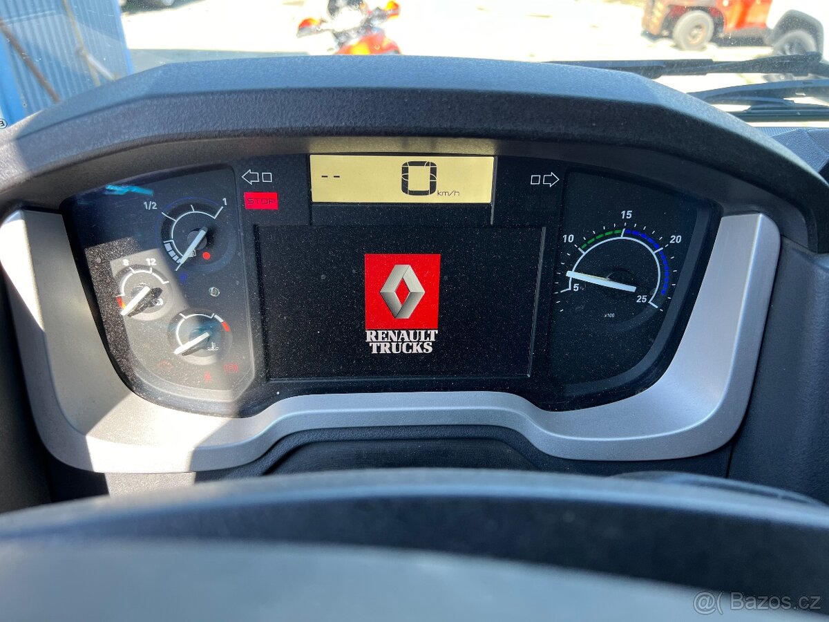 Renault T 345kw rv:2015/2 havarovane. Motor start - 10