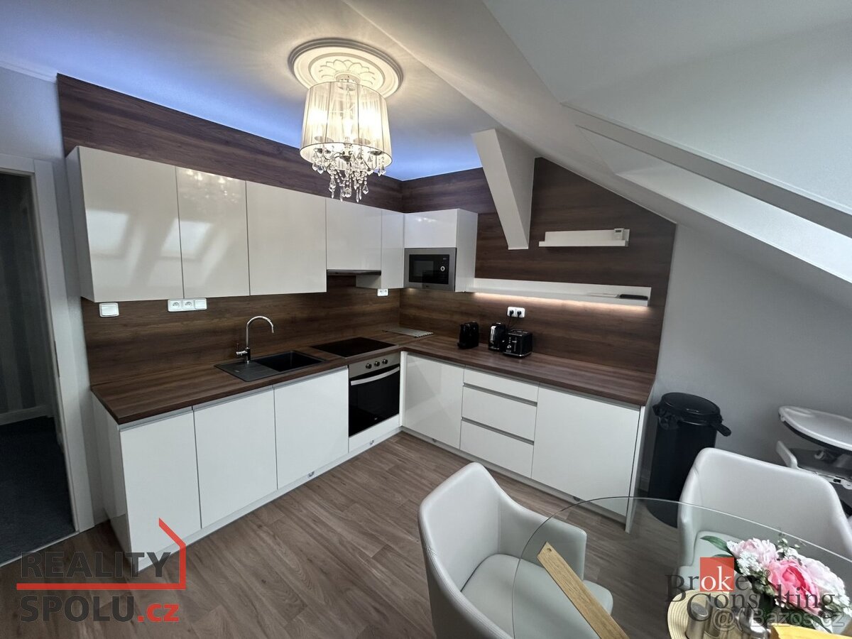 Prodej, byty/Atypický, 469 m2, Na Pile 192/11, Skvrňany, 318 - 10