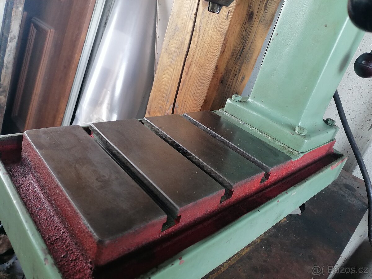 Stojanová vrtačka Jihokov Top stav - 10