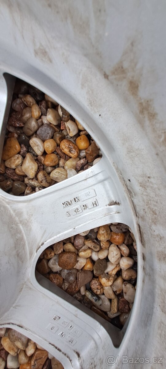 215/65/17 5X112 ET 40 - 10