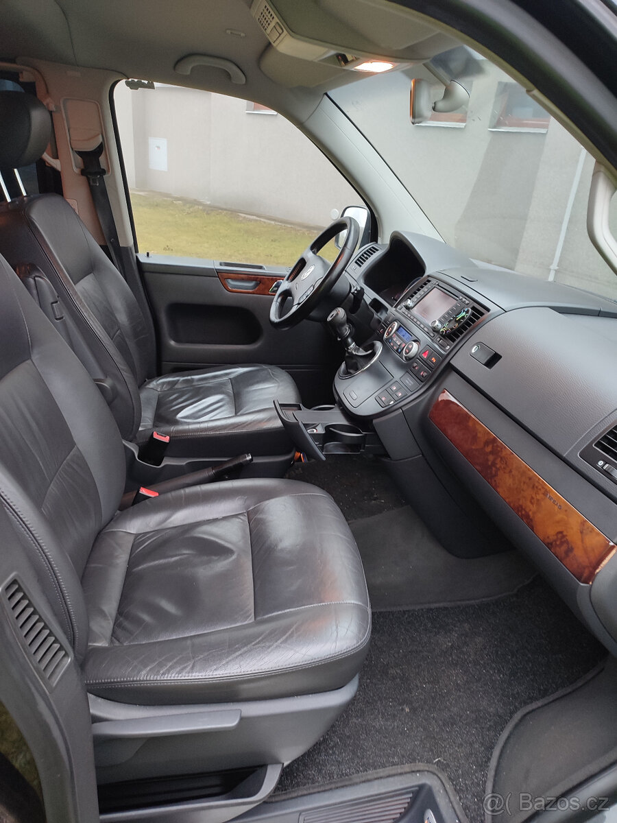 VW Multivan T5 2.5 128kw Highline - 10