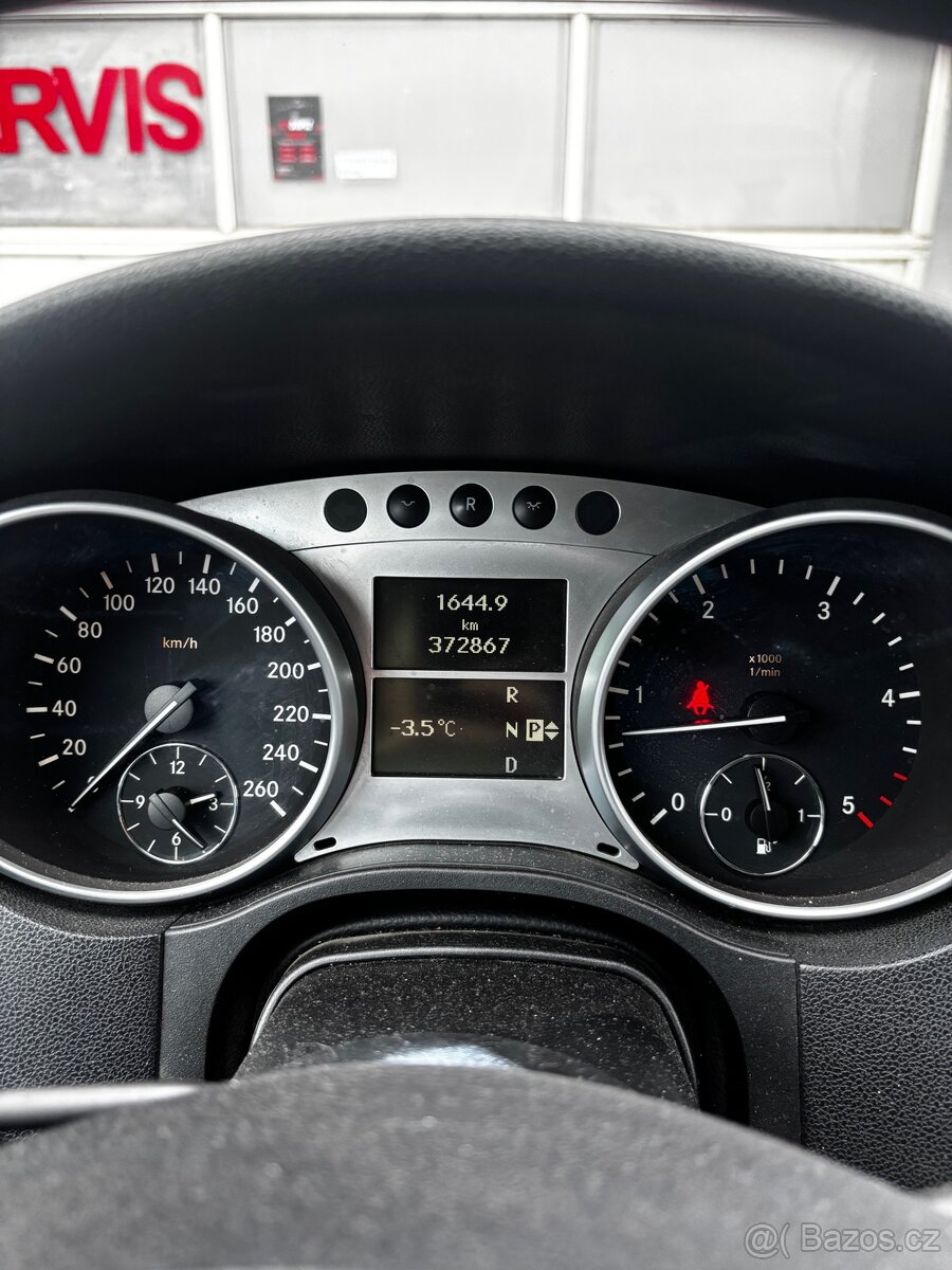 Mercedes Benz ML320 W164 - Webasto - 10