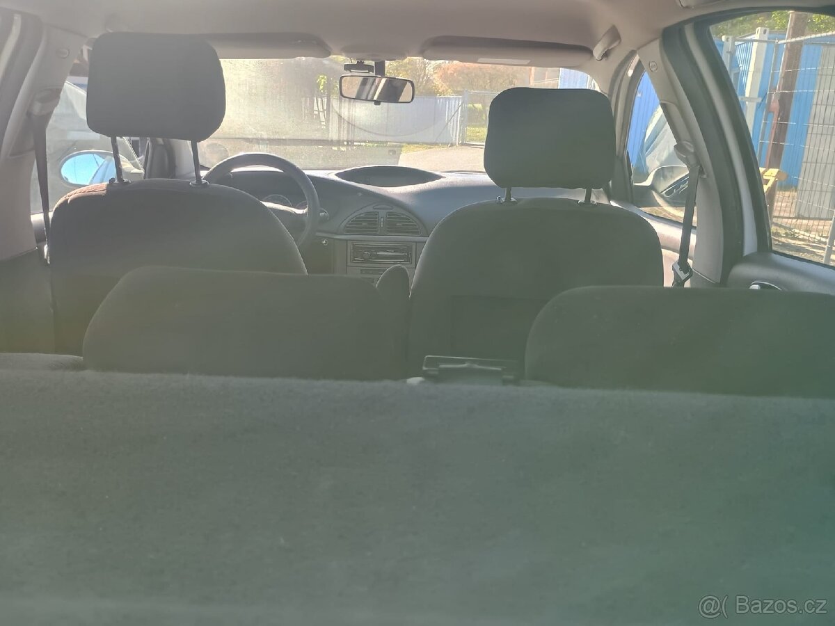 Citroen C5 II 1.6Hdi 80kW - 10