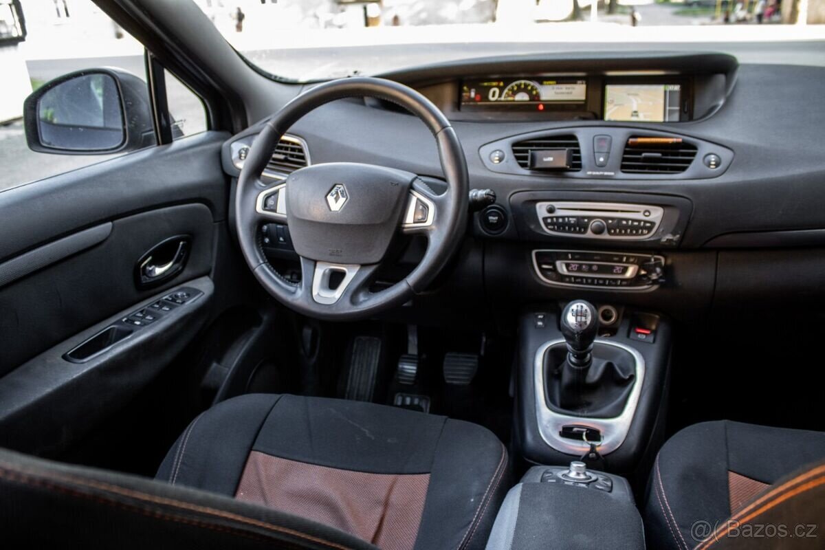 Renault Mégane Scénic 3 96kW MT/6 2011 Nova STK - 10