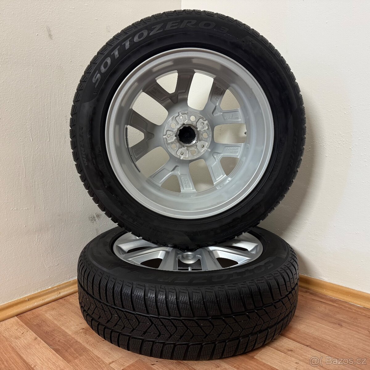 BMW X1 F48 5x112 R17 ET39+ZIMNÍ 205/60R17 7/5mm - 10