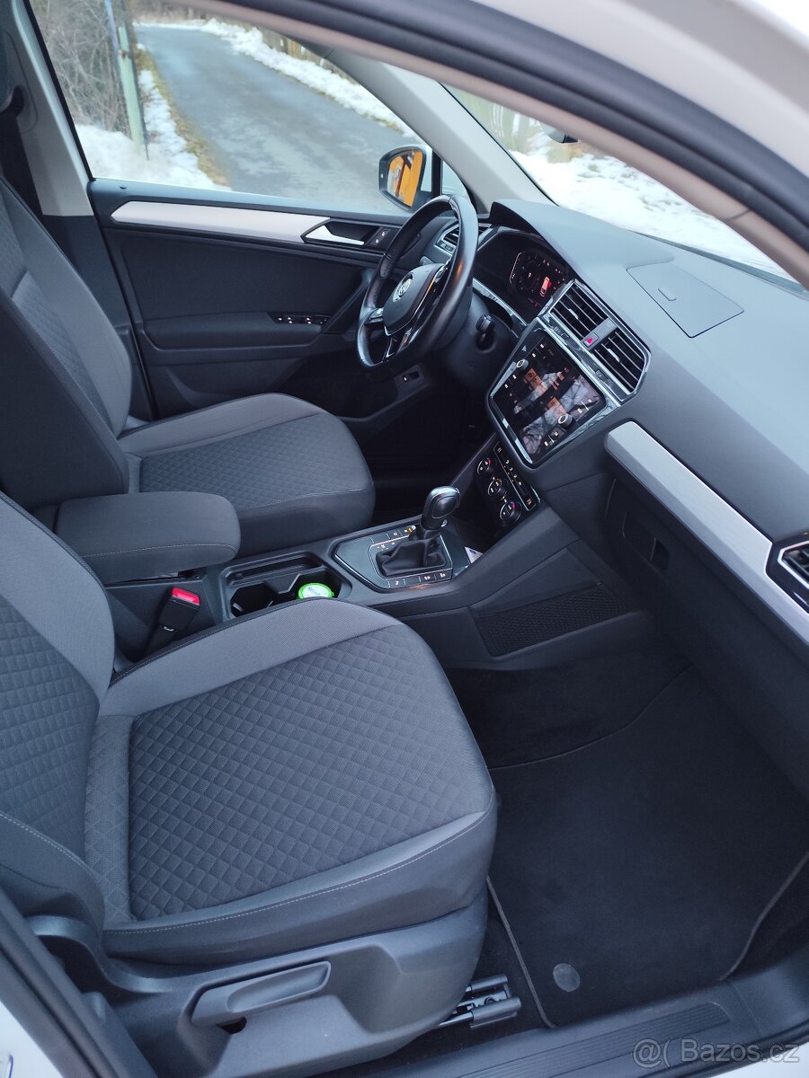 VW Tiguan 2.0 TDi, R line - 10
