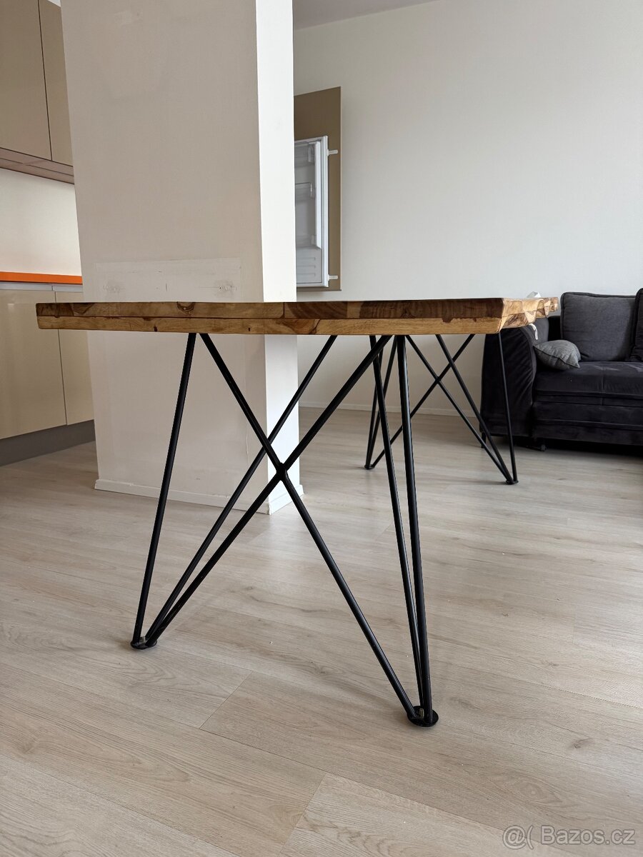 Designový dřevěný stůl - 10