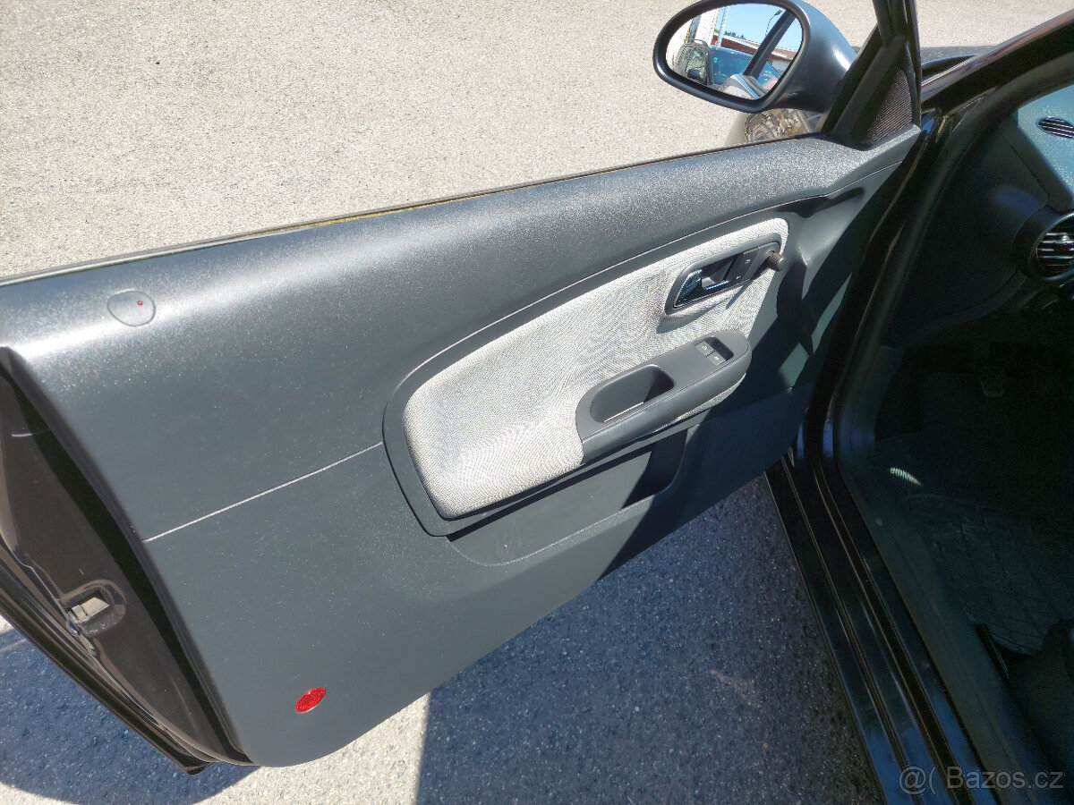 Seat Ibiza 1.2i - 10