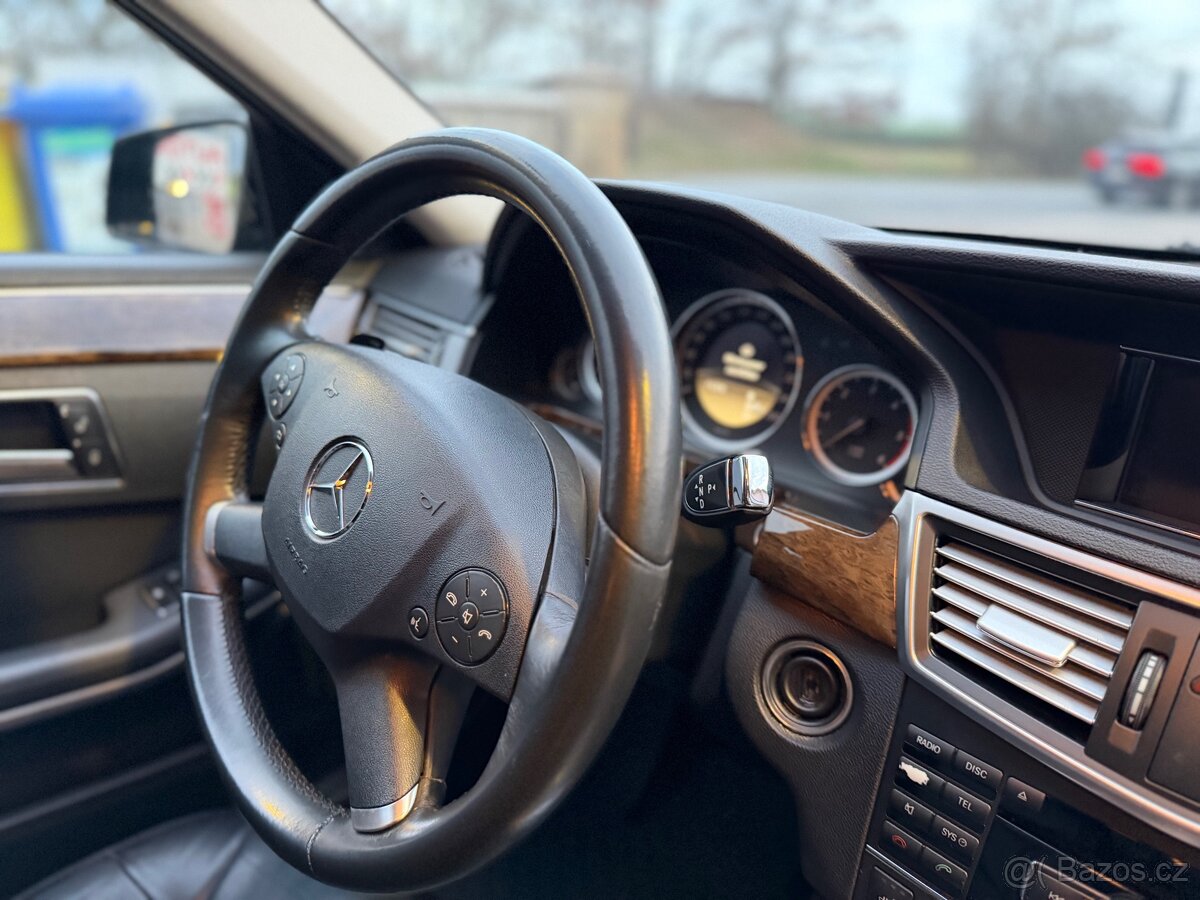 Mercedes-Benz Třídy E,220 CDI R.v.2012 - 10