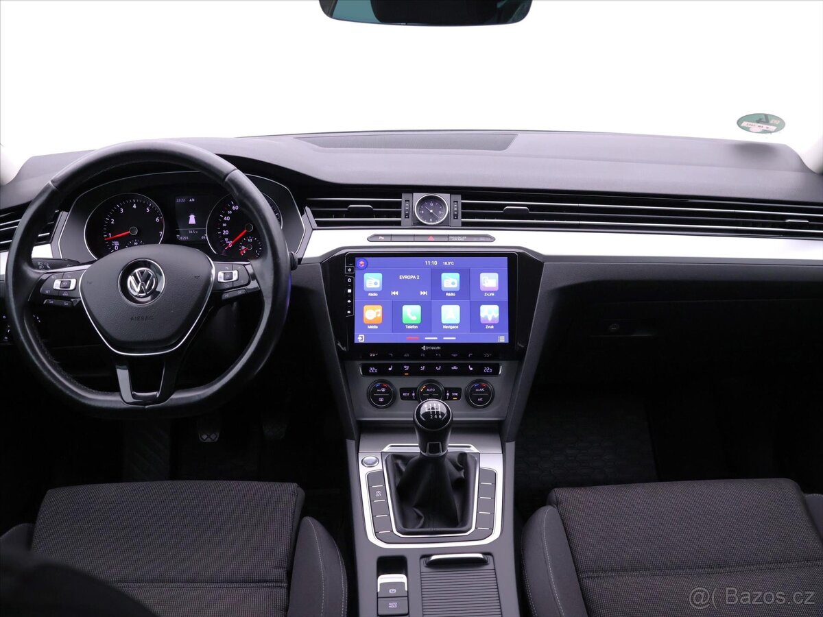 Volkswagen Passat 1,4 TSI 110kW Comfortline ACC (2016) - 10