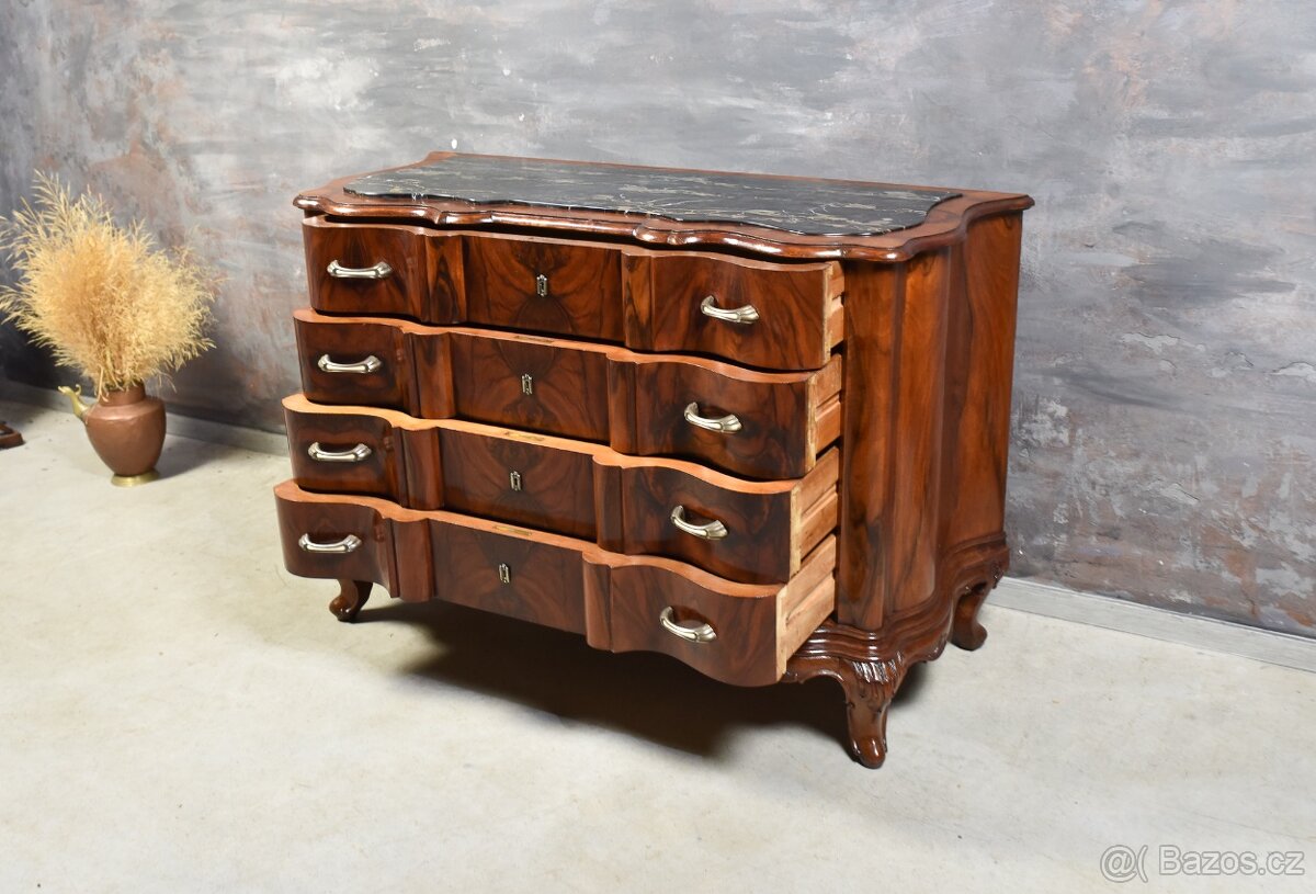 STAROŽITNÁ KOMODA - 10