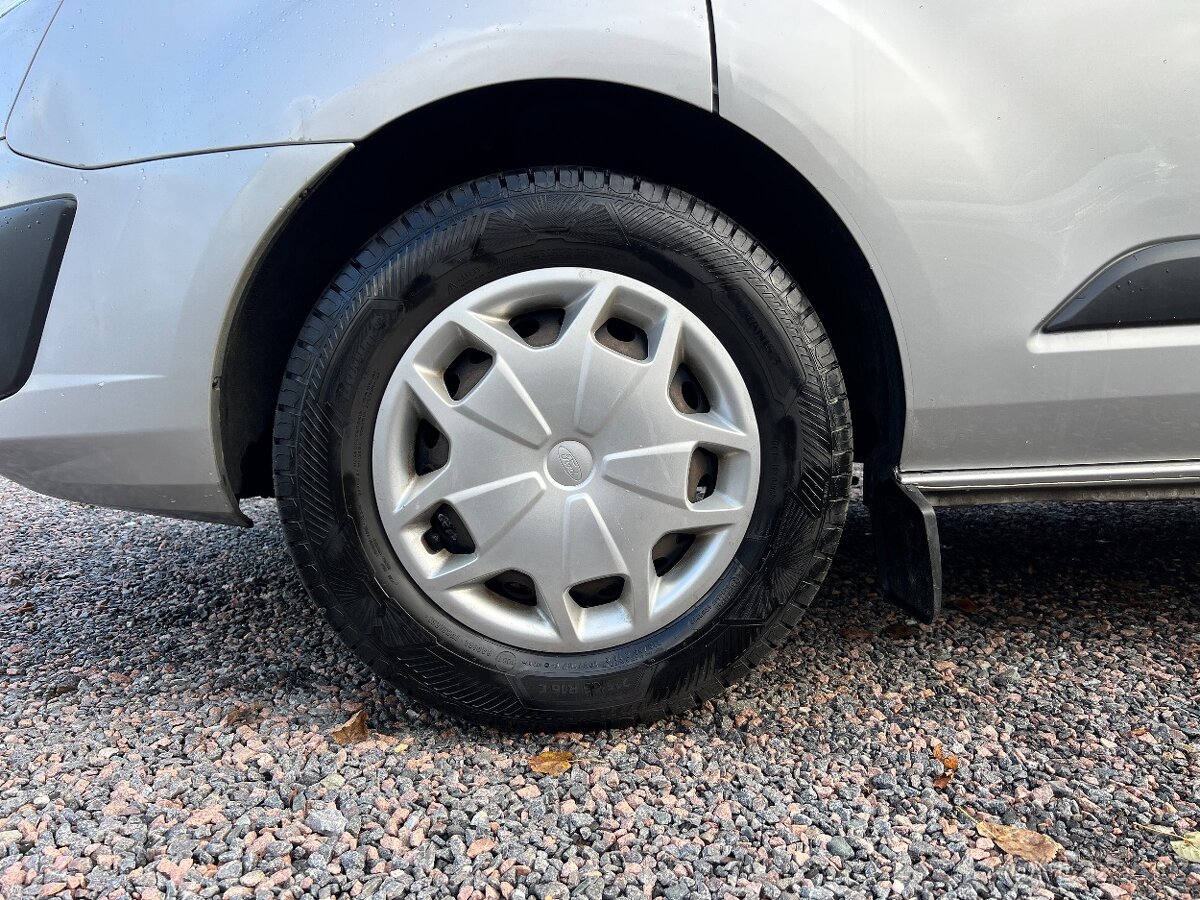 Ford Transit Custom 2.0d 96 kW 9 míst Long,Klima - 10